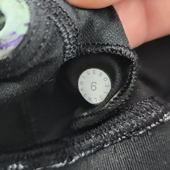 Lululemon Break Free Nulux Vivid Purple Sports Racerback Bra Scoop Neck Size 6 - Picture 9 of 12